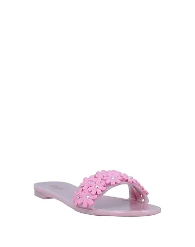 https://images.styletyx.com/images/pink-sandals-menghi-1177028_2.webp
