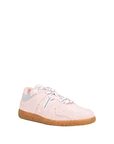 https://images.styletyx.com/images/pink-sneakers-ganni-13086369_2.webp