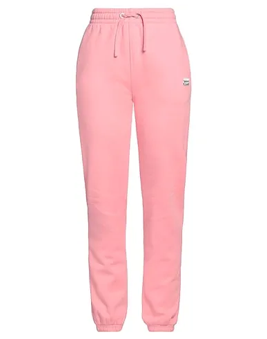 https://images.styletyx.com/images/pink-sweatshirt-casual-pants-maison-kitsune-726426218_1.webp