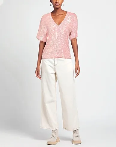 https://images.styletyx.com/images/pink-t-shirt-isabelle-blanche-paris-13030337_2.webp