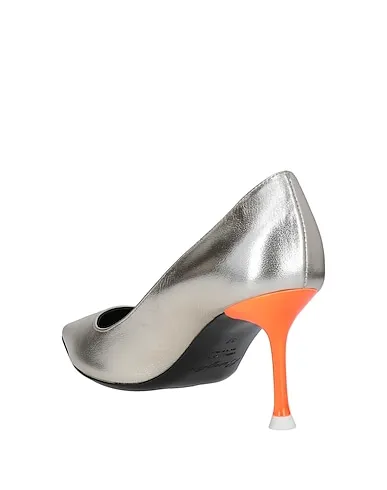 https://images.styletyx.com/images/platinum-leather-pump-bruglia-1616739_3.webp