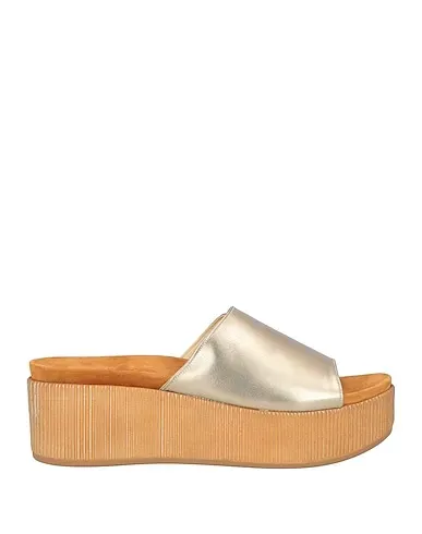 https://images.styletyx.com/images/platinum-leather-sandals-i-sandali-997849645_1.webp