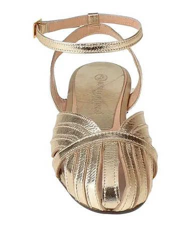 https://images.styletyx.com/images/platinum-leather-sandals-loretta-pettinari-1005291134_4.webp
