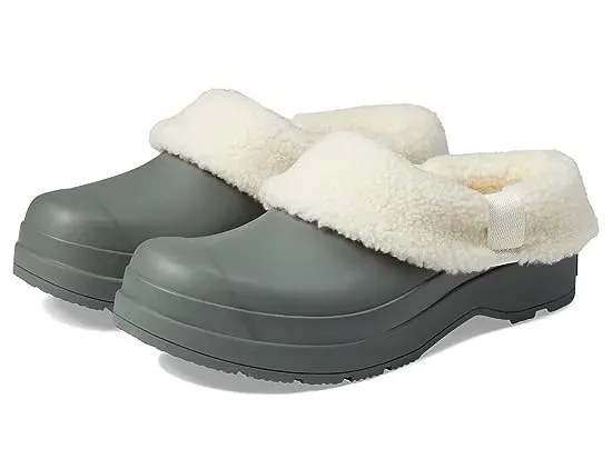 https://images.styletyx.com/images/play-sherpa-insulated-clog-hunter-12937099_1.webp