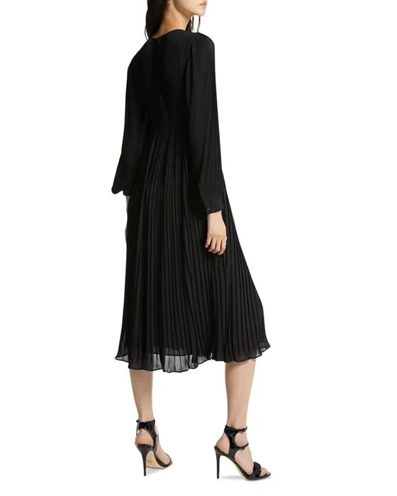 https://images.styletyx.com/images/pleated-midi-dress-michael-kors-12919339_2.webp