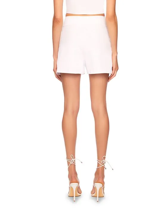 https://images.styletyx.com/images/pleated-pull-on-shorts-susana-monaco-13397602_2.webp