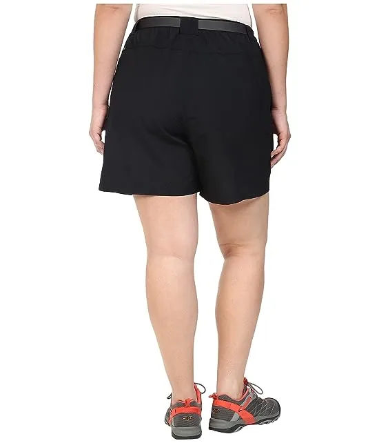 https://images.styletyx.com/images/plus-size-sandy-rivertm-cargo-short-columbia-2761084_3.webp