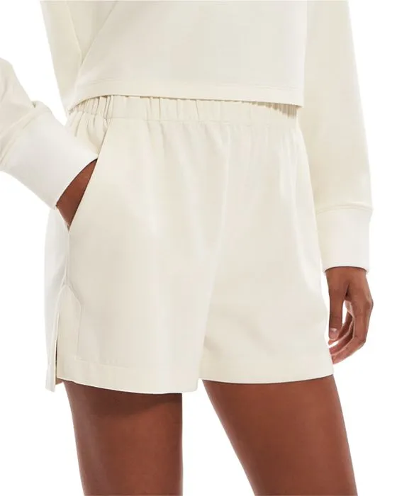 https://images.styletyx.com/images/po-double-knit-shorts-theory-873651042_3.webp
