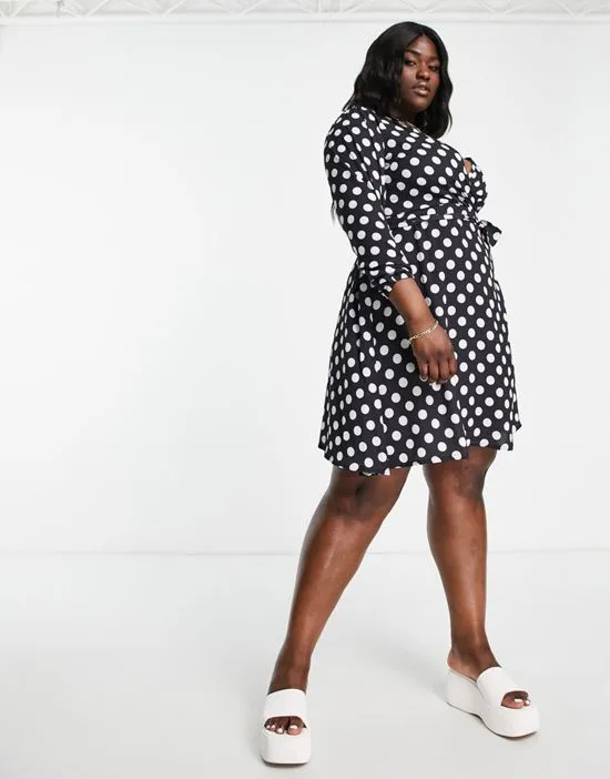 https://images.styletyx.com/images/polka-dot-wrap-dress-in-black-yours-1832245_4.webp