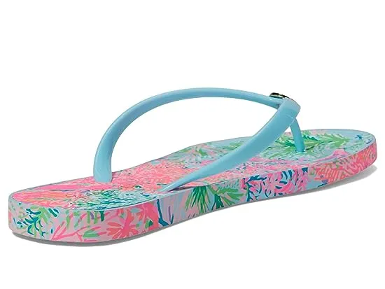 https://images.styletyx.com/images/pool-flip-flop-lilly-pulitzer-873309842_2.webp