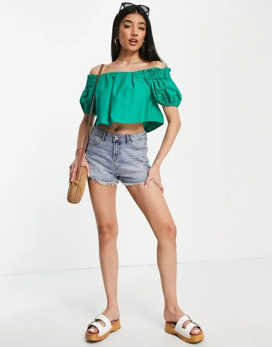 https://images.styletyx.com/images/poplin-bardot-top-in-green-jdy-2773003_3.webp