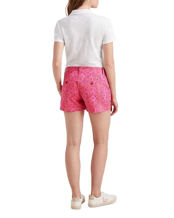 https://images.styletyx.com/images/printed-shorts-vineyard-vines-13171094_2.webp