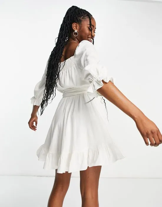 https://images.styletyx.com/images/puff-sleeve-mini-dress-in-porcelain-ever-new-2663585_2.webp