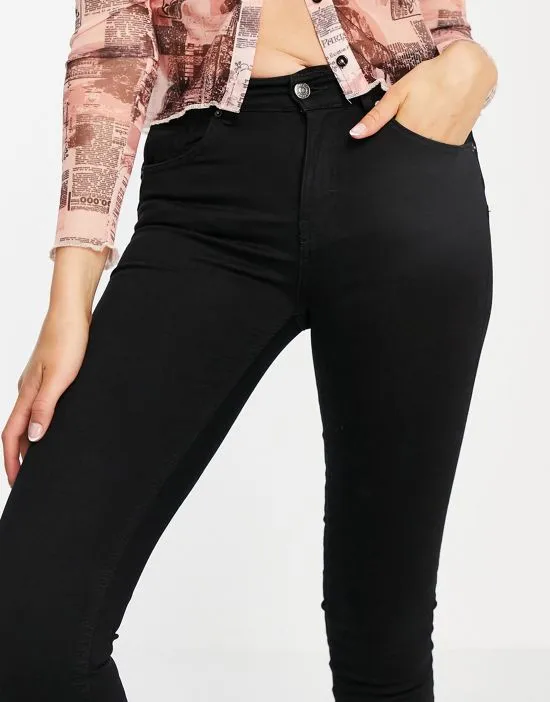 https://images.styletyx.com/images/pull-bear-tall-push-up-jeans-in-black-pull-bear-tall-1784882_4.webp