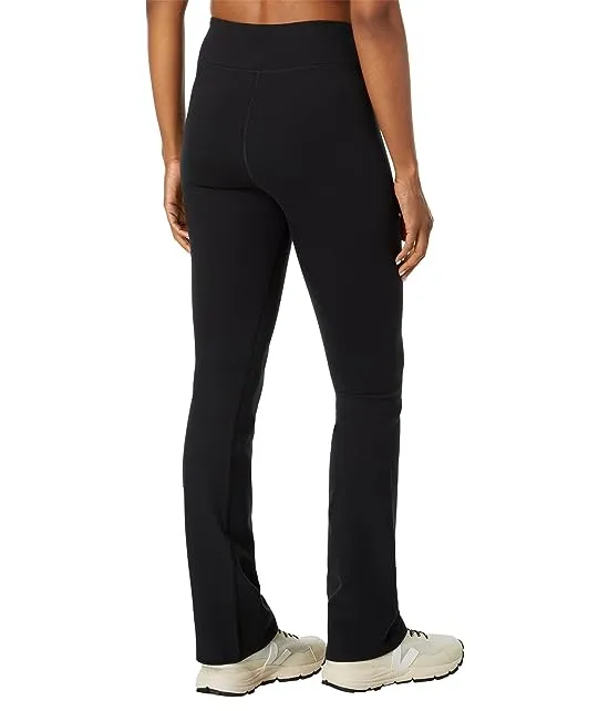 https://images.styletyx.com/images/purefit-bootcut-leggings-32-pact-1877725603_2.webp