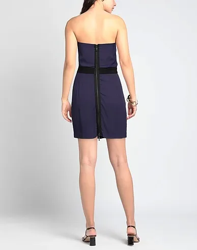 https://images.styletyx.com/images/purple-crepe-short-dress-gaudi-875532643_3.webp
