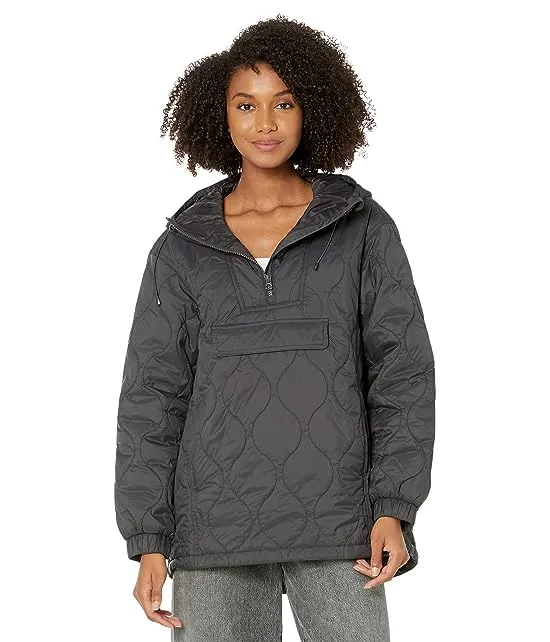 https://images.styletyx.com/images/quilted-packable-popover-puffer-jacket-madewell-13271048_1.webp