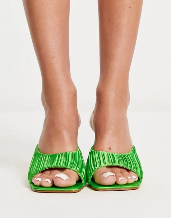 https://images.styletyx.com/images/raid-jovia-heeled-mules-in-bright-green-textured-satin-raid-13250497_4.webp