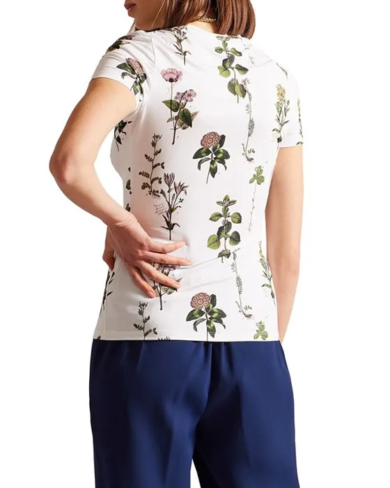 https://images.styletyx.com/images/rasmean-printed-fitted-tee-ted-baker-873650614_3.webp