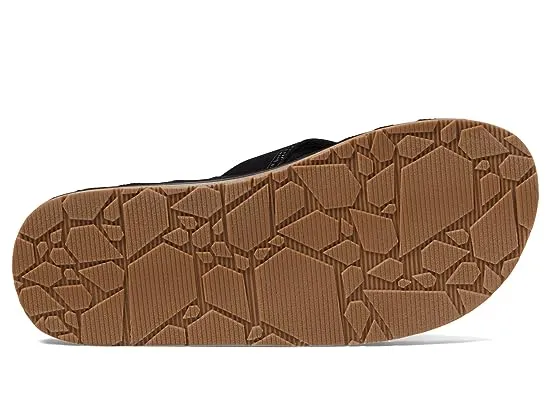 https://images.styletyx.com/images/recliner-sandals-volcom-1005753126_3.webp