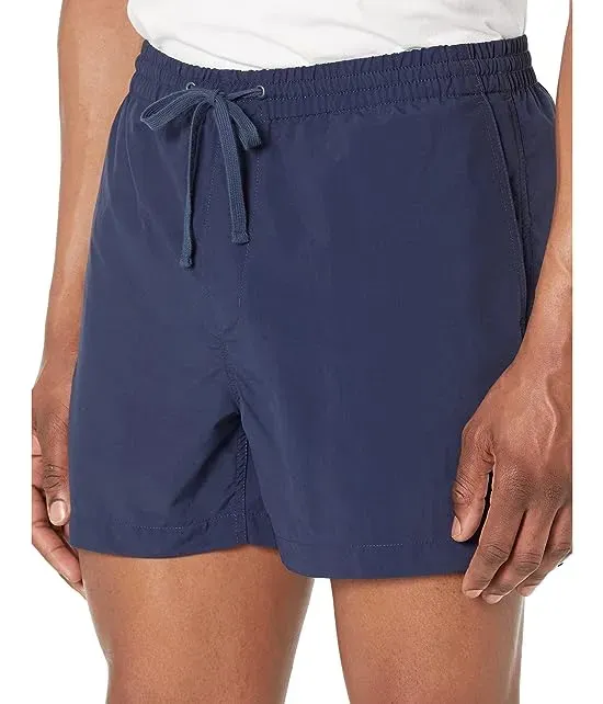 https://images.styletyx.com/images/recycled-everywear-shorts-4-5-madewell-2855197_3.webp
