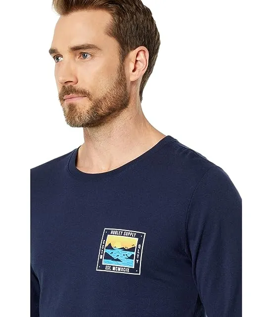 https://images.styletyx.com/images/recycled-islands-long-sleeve-tee-hurley-3133060_3.webp