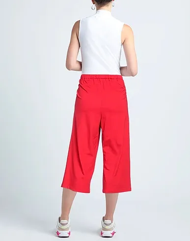 https://images.styletyx.com/images/red-jersey-casual-pants-empathie-1338575290_3.webp