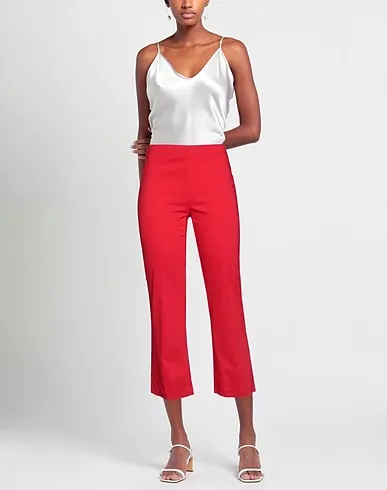 https://images.styletyx.com/images/red-jersey-cropped-pants-culottes-options-13193778_2.webp
