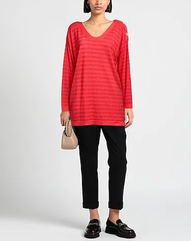 https://images.styletyx.com/images/red-knitted-cashmere-blend-lamberto-losani-3216511_2.webp