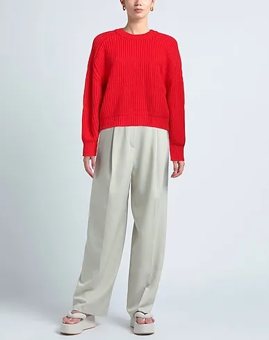 https://images.styletyx.com/images/red-knitted-cashmere-blend-loulou-studio-1769018051_2.webp