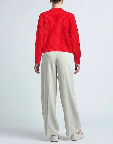 https://images.styletyx.com/images/red-knitted-cashmere-blend-loulou-studio-1769018051_3.webp