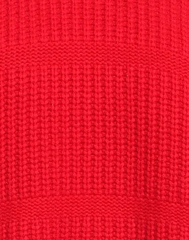 https://images.styletyx.com/images/red-knitted-cashmere-blend-loulou-studio-1769018051_4.webp