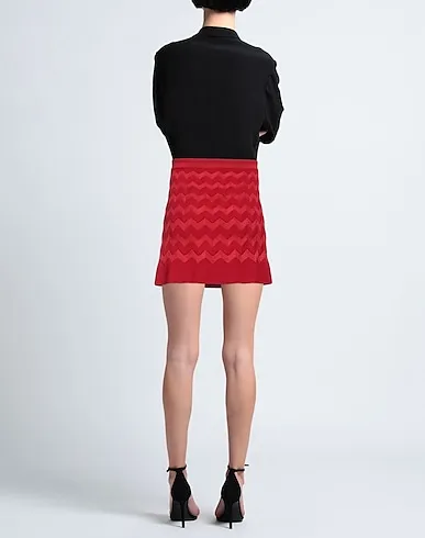https://images.styletyx.com/images/red-knitted-mini-skirt-missoni-1223642224_3.webp