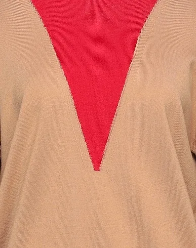 https://images.styletyx.com/images/red-knitted-turtleneck-alpha-studio-2260690_4.webp