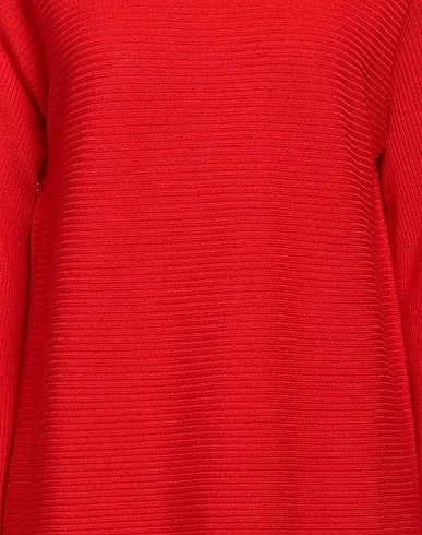 https://images.styletyx.com/images/red-knitted-turtleneck-amina-rubinacci-13367651_4.webp