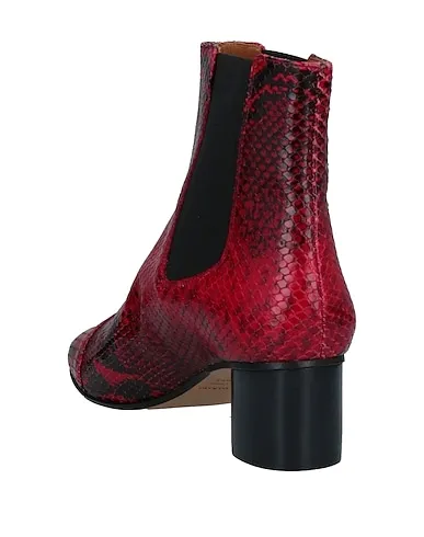 https://images.styletyx.com/images/red-leather-ankle-boot-isabel-marant-1690385_3.webp