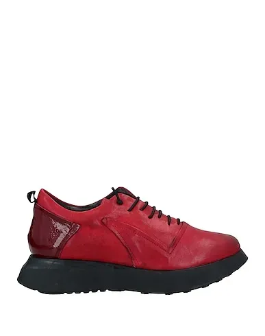 https://images.styletyx.com/images/red-leather-laced-shoes-1725-a-3191118_1.webp