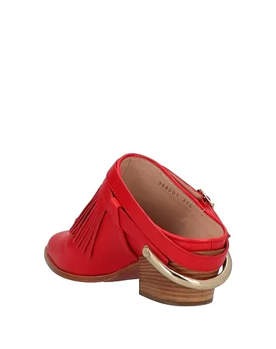 https://images.styletyx.com/images/red-leather-mules-and-clogs-baldinini-13017083_3.webp