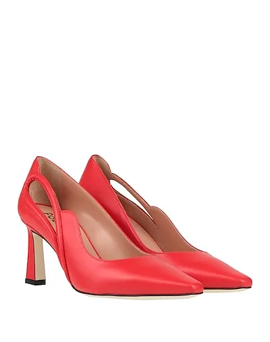 https://images.styletyx.com/images/red-leather-pump-pollini-3137697_2.webp