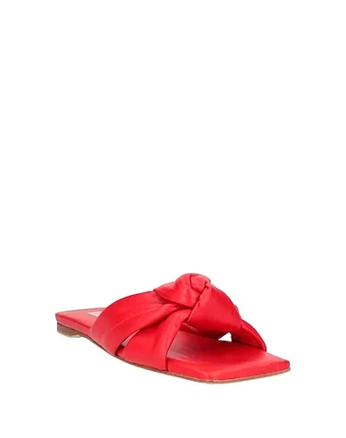 https://images.styletyx.com/images/red-leather-sandals-giancarlo-paoli-13376609_2.webp