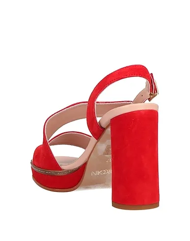 https://images.styletyx.com/images/red-leather-sandals-marc-cain-2651568_3.webp