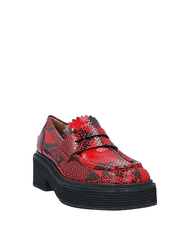 https://images.styletyx.com/images/red-loafers-marni-2631901_2.webp
