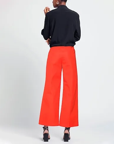 https://images.styletyx.com/images/red-plain-weave-casual-pants-aspesi-825220657_3.webp