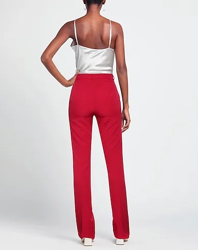 https://images.styletyx.com/images/red-plain-weave-casual-pants-kontatto-1864599990_3.webp