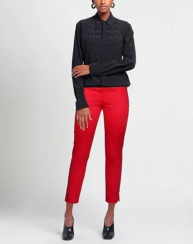 https://images.styletyx.com/images/red-plain-weave-casual-pants-sandro-ferrone-1173465571_2.webp