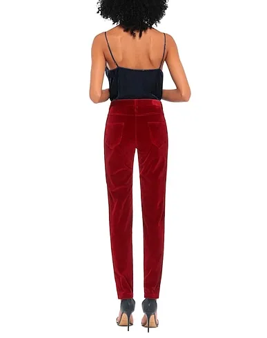 https://images.styletyx.com/images/red-velvet-casual-pants-kiton-1464229772_3.webp
