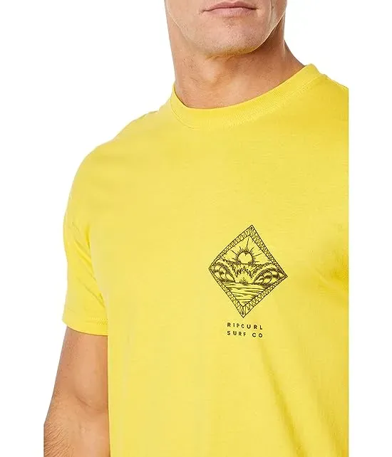 https://images.styletyx.com/images/reflection-short-sleeve-tee-rip-curl-3072011_3.webp