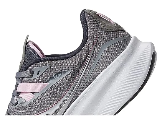 https://images.styletyx.com/images/ride-15-saucony-2677532_5.webp