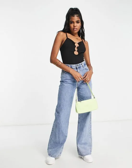 https://images.styletyx.com/images/ring-detail-cut-out-bodysuit-in-black-new-look-1887427_2.webp