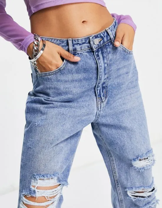 https://images.styletyx.com/images/riot-mom-jeans-with-slash-detail-in-blue-missguided-petite-2752812_4.webp